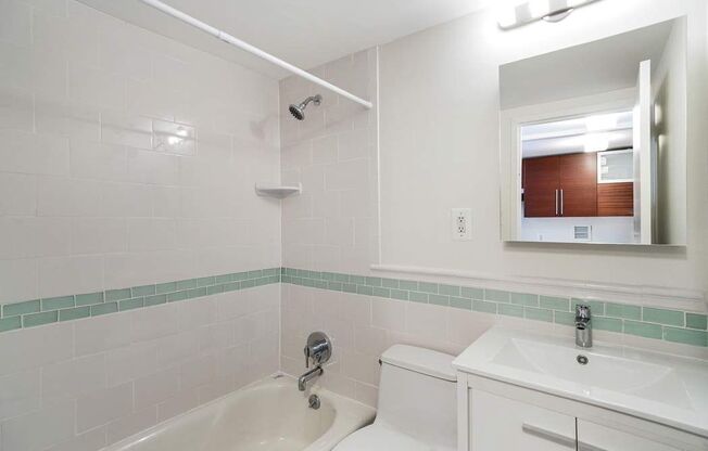 1 bed, 1 bath, $5,250, Unit 5B
