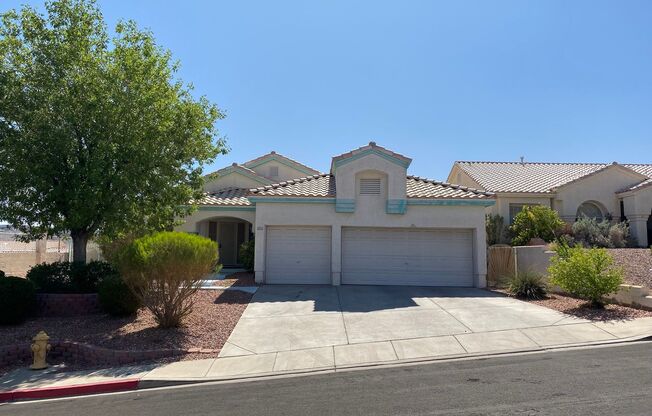 4 bed/3 bath home located in Henderson