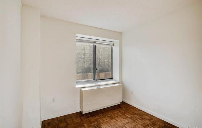 300 W 135 ST
