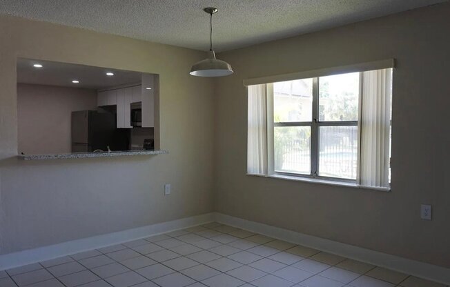 11285 N KENDALL DR