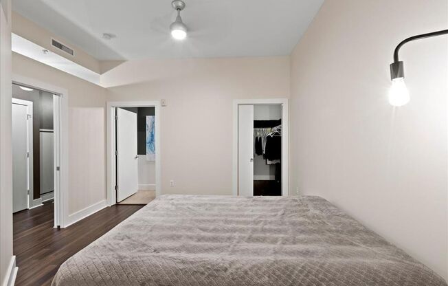 1 bed, 1 bath, 850 sqft, $2,300, Unit North Euclid Ave 9 #441