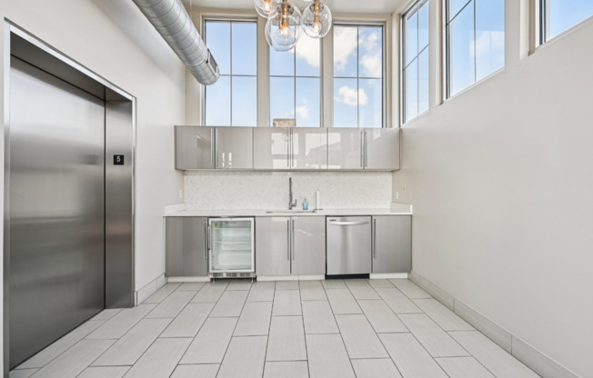 2 beds, 2 baths, 1,251 sqft, $2,995, Unit 306