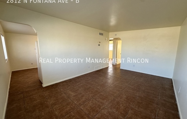 2812 N FONTANA AVE