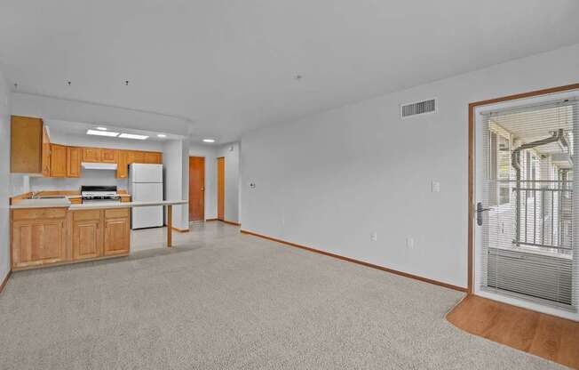 Sycamore Apartments in Walla Walla, Washington Living Room and Kitchen