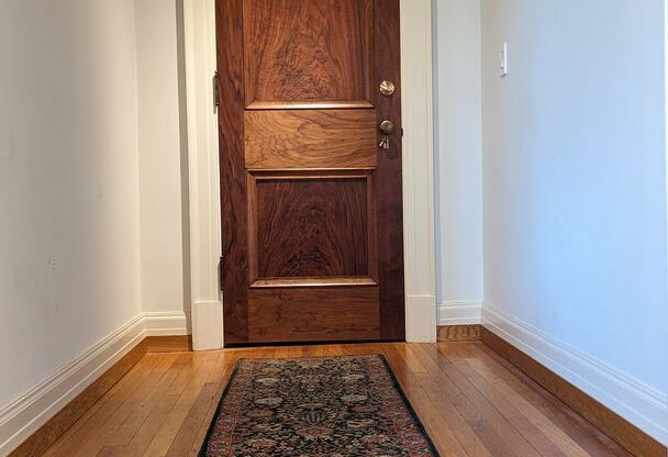 1 bed, 1 bath, 800 sqft, $1,750, Unit A21