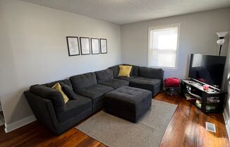 2 beds, 1 bath, $1,725