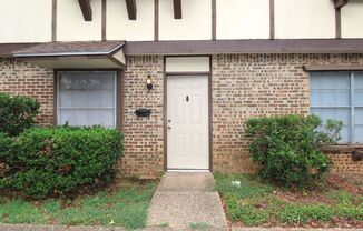 2 beds, 1.5 baths, $1,100, Unit APARTMENT # 3