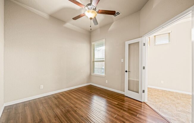 4 BEDROOM FOR RENT- SEPARATE LIVING AREA - OFFICE