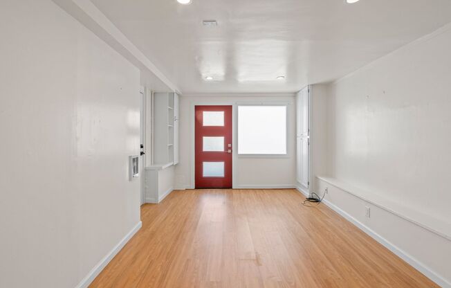 Cute. Chill. Perfect for SF living.