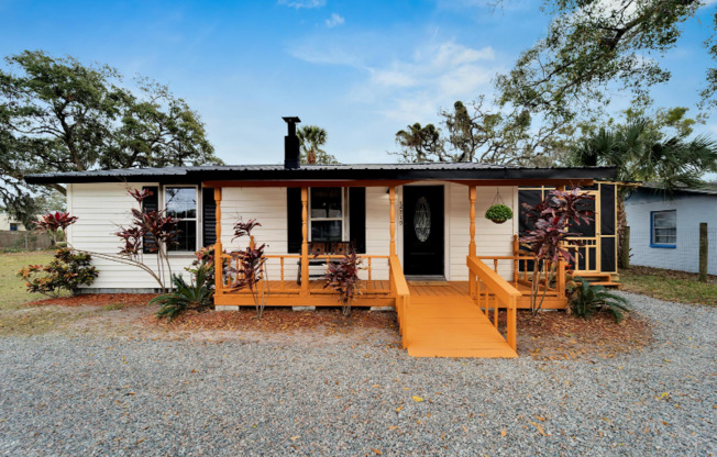 2719 N 67 ST