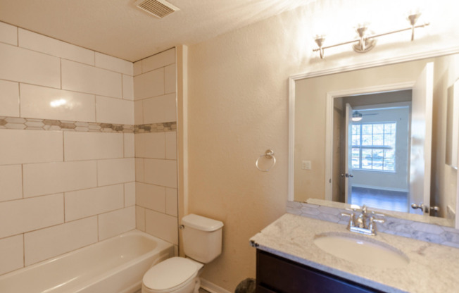 2 beds, 2 baths, $1,550