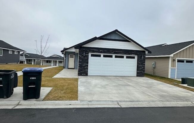 3-bedroom single-family home in a gated community