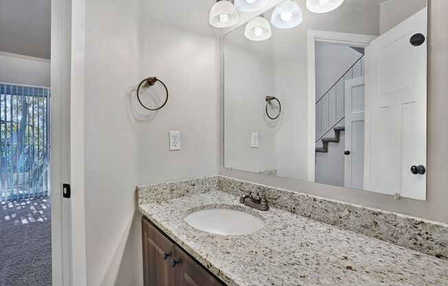 2 beds, 1.5 baths, 1,176 sqft, $1,880, Unit 106