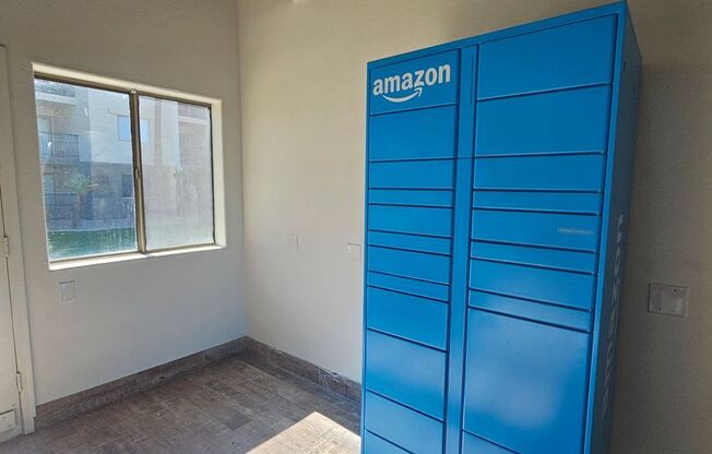 2 beds, 2 baths, 850 sqft, $1,425, Unit 312