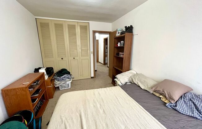 1 bed, 1 bath, $1,095, Unit 105