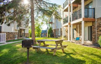 1 bed, 1 bath, 700 sqft, $1,110, Unit 846-206