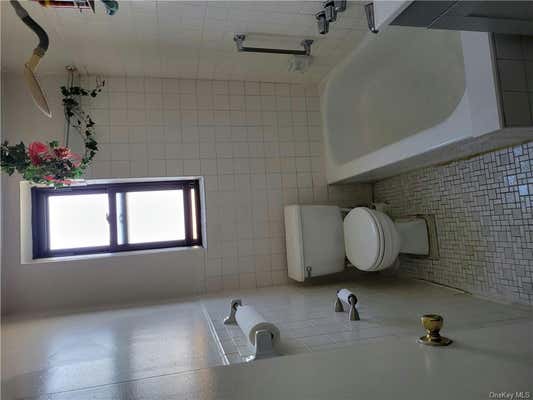 1 bed, 1 bath, 1,000 sqft, $2,000, Unit 623