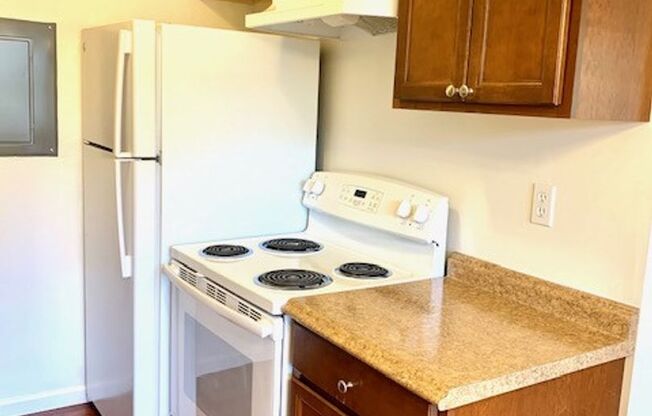 2215 California Ave SW - (GSB-R240 Santa Cruz Apts)