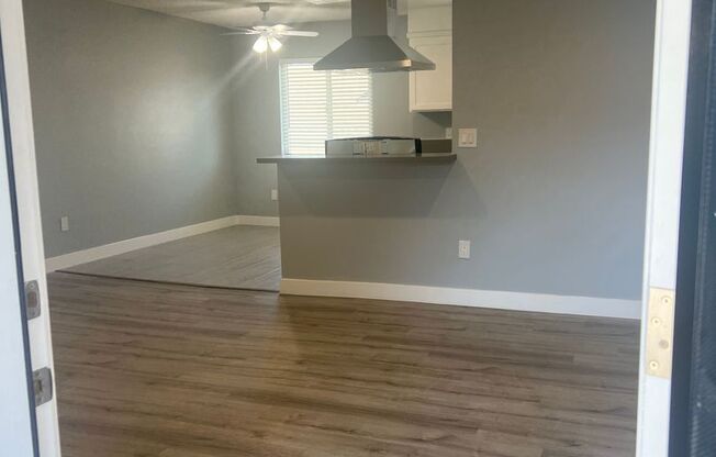 2 beds, 1 bath, $2,295, Unit 06