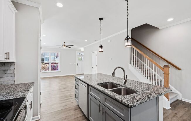 3 beds, 2.5 baths, $1,900, Unit Unit A