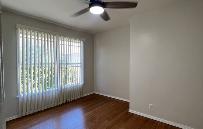 2 beds, 1 bath, $2,450