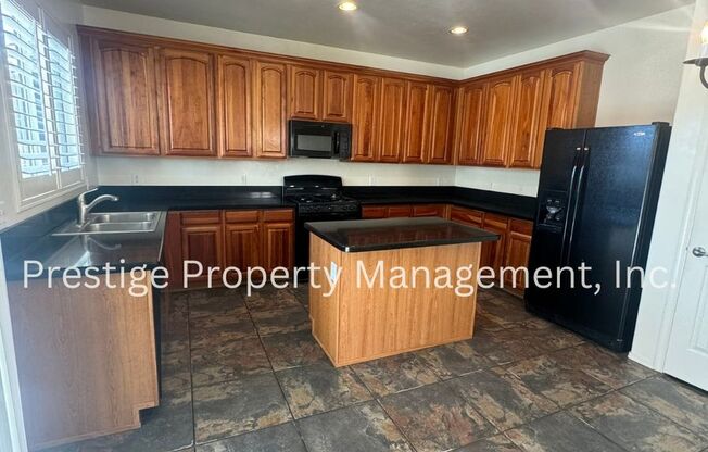 3 beds, 2 baths, $1,795