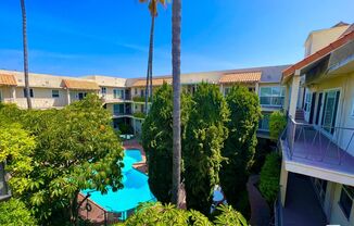 11670 SUNSET BLVD