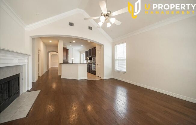 Elegant & Spacious Family Home for Rent – Prime Location with Scenic Views!