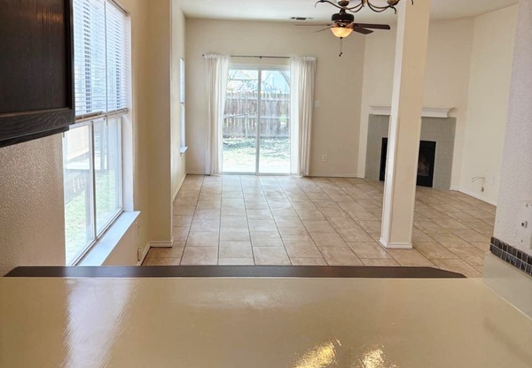 1311 HAZELBURY LN