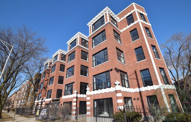 1 bed, 1 bath, 338 sqft, $1,700, Unit 108