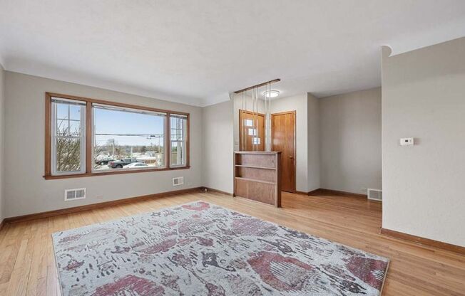 NE 3 bedroom 1+ bath attached garage