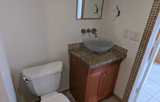 2 beds, 2 baths, $2,250