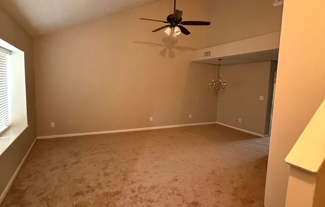 Beautiful Updated 3 Bedroom, 2 Bathroom Townhome in Hampton