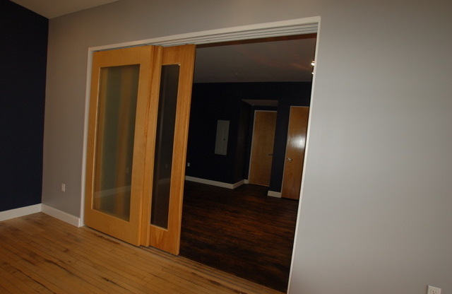 2 beds, 1.5 baths, $2,300