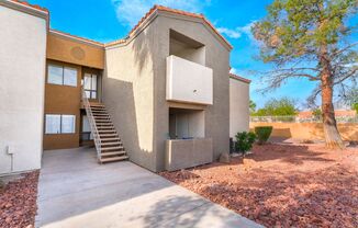 Second Floor Condo with 3-Beds2-Baths in Gated Community!