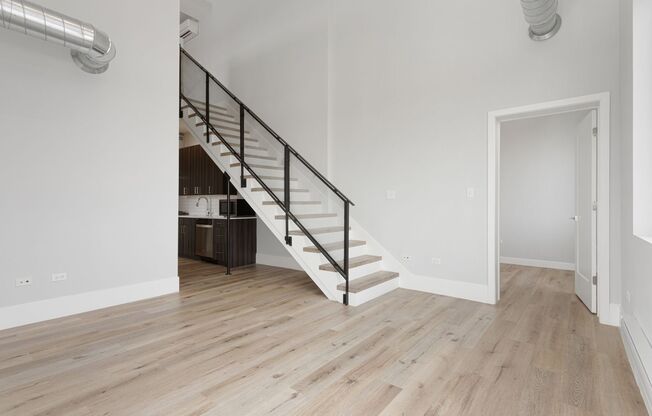 3 beds, 2 baths, 887 sqft, $2,950, Unit 510