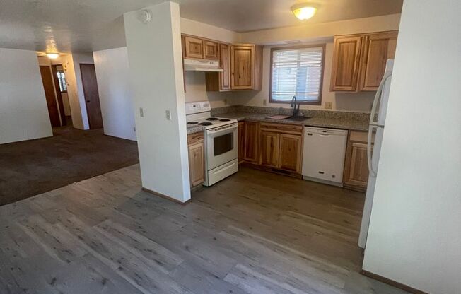 2 beds, 1 bath, 928 sqft, $1,395, Unit 3120