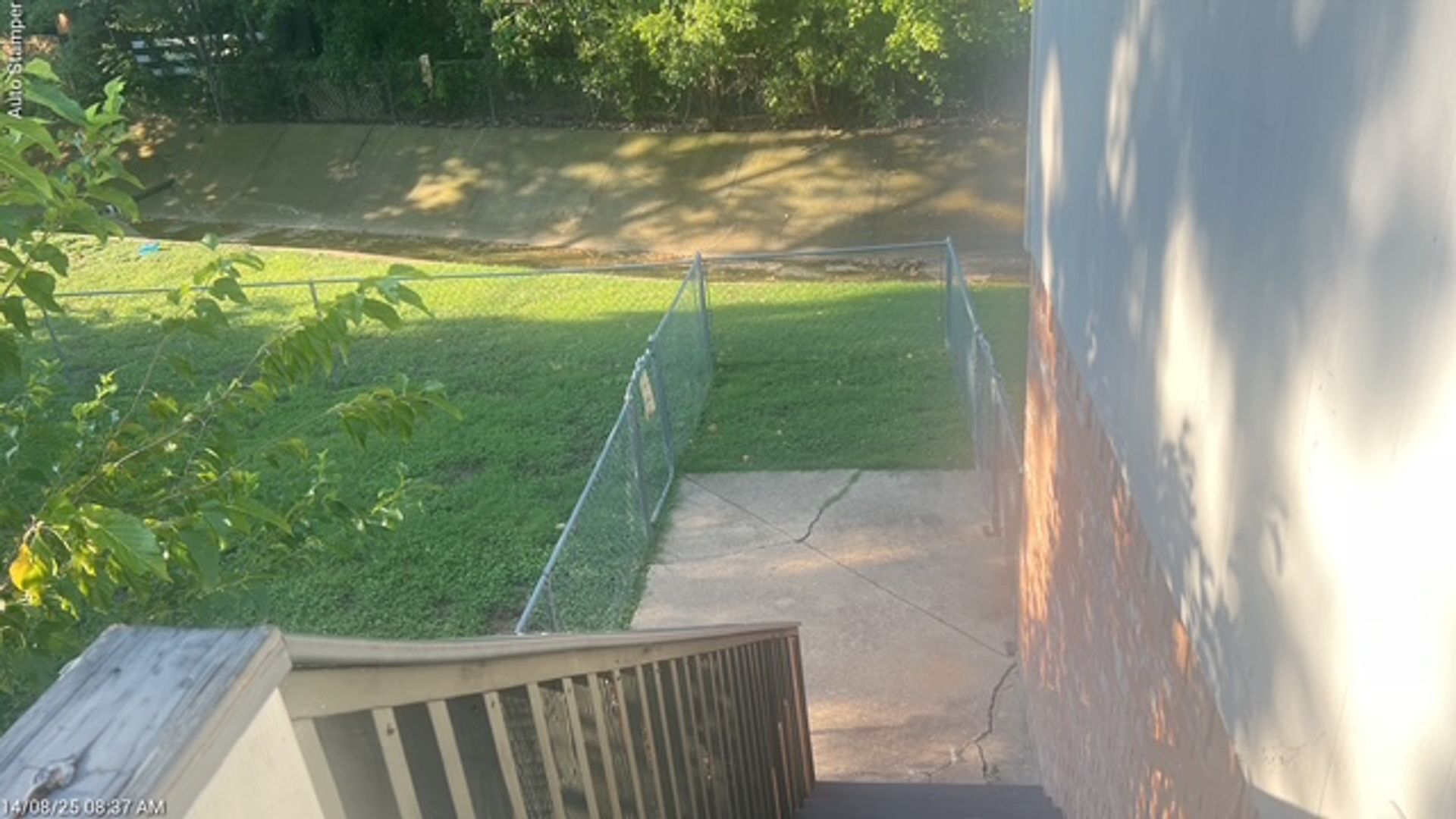 607 N Elm #B Arlington, Texas 76011