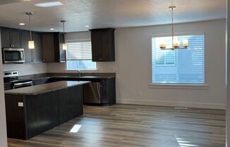 3 Bedroom/2.5 Bathroom Townhome in Provo!