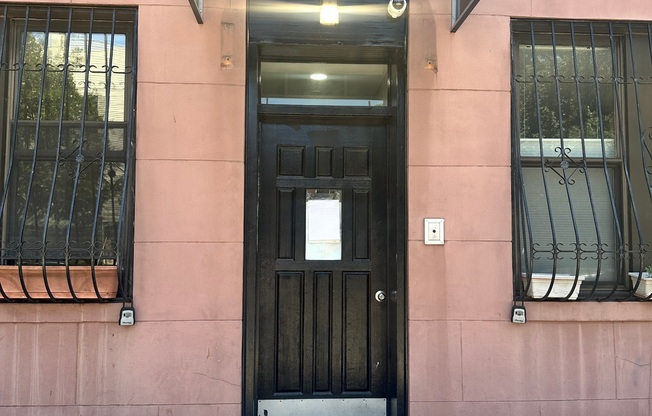 1671 8 AVE
