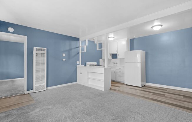 Country Club Apartments