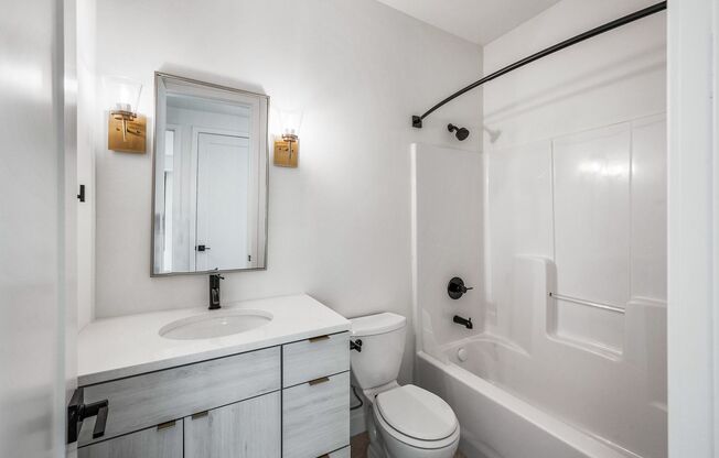2 beds, 1 bath, 725 sqft, $1,945, Unit 311 - Lofted