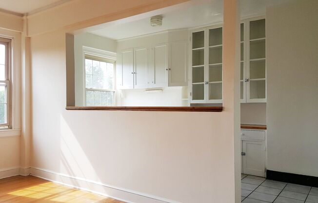 2 beds, 1 bath, 1,050 sqft, $1,925, Unit 415