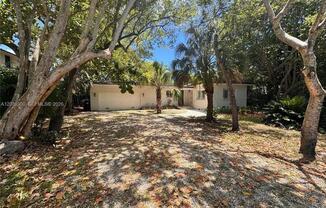 5930 SW 80 ST