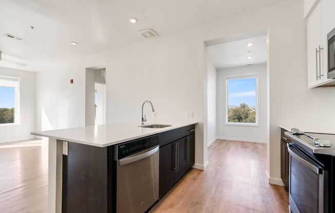 Mile High Apartments at Sloan's Lake