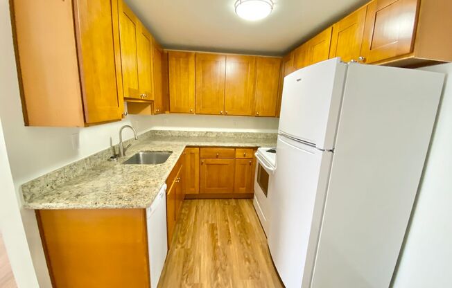 515 East Denny Apartments