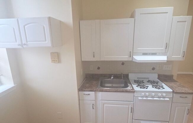 680 - BERGEN POINT BAYONNE RLTY LLC