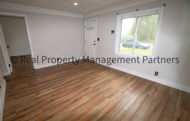 Updated 3BR Kentwood Home with Loft, Stainless Appliances & Private Yard