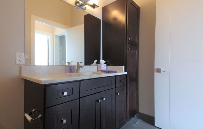 2 beds, 2 baths, 1,205 sqft, $1,875, Unit 201