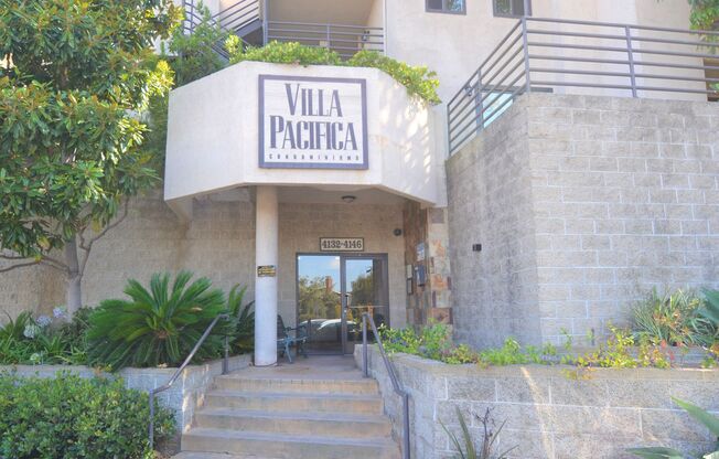 Spacious Lower Level Condo with all the Amenities near the Traffic Circle